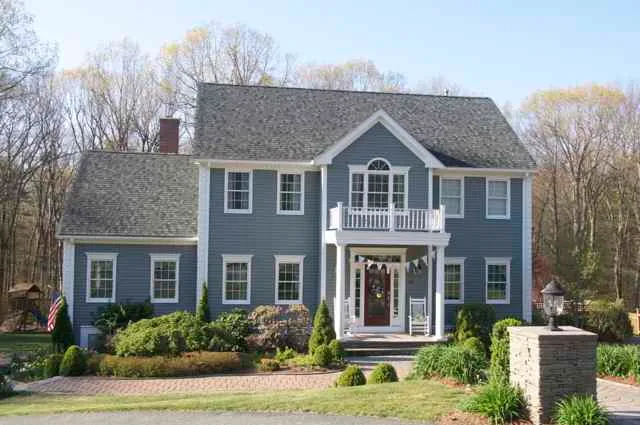 work photo from noreasterroofing.com