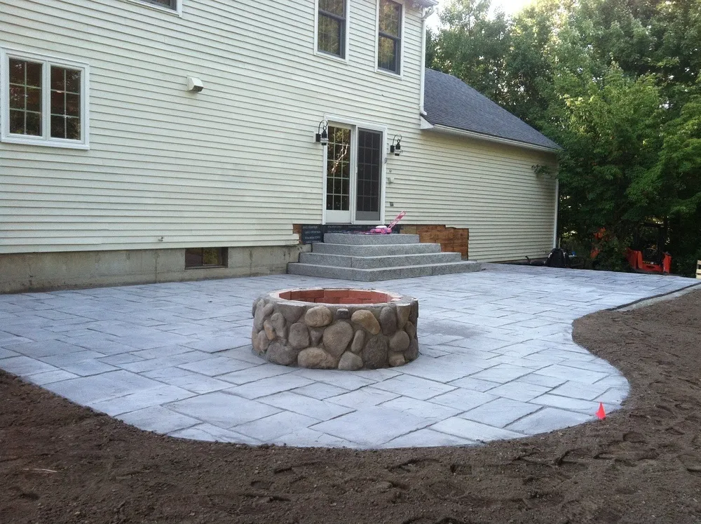 Dube Property Maintenance & Hardscaping