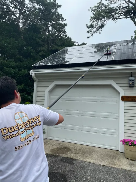 Duchesney Window Washing work photo