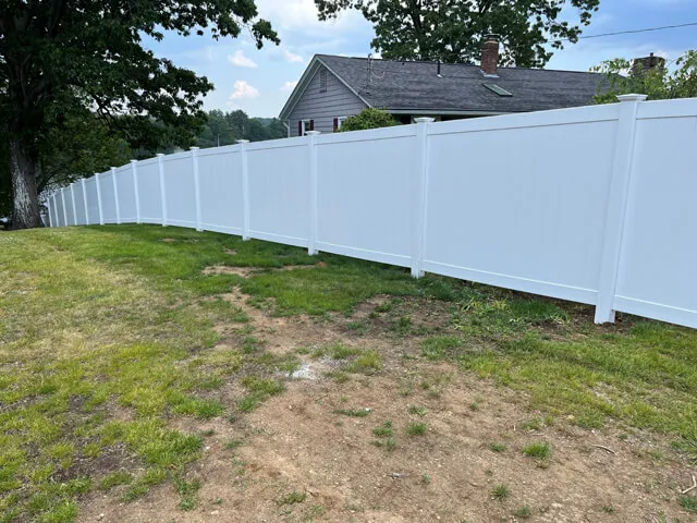 work photo from steadfastfence.com