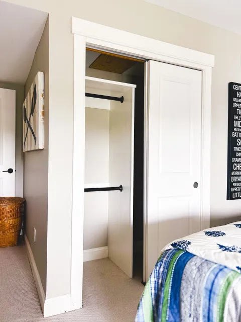 Custom closet