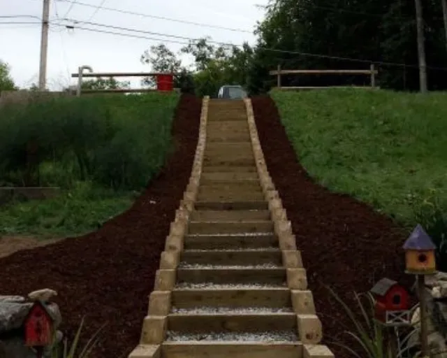 work photo from limitlesslawn.com