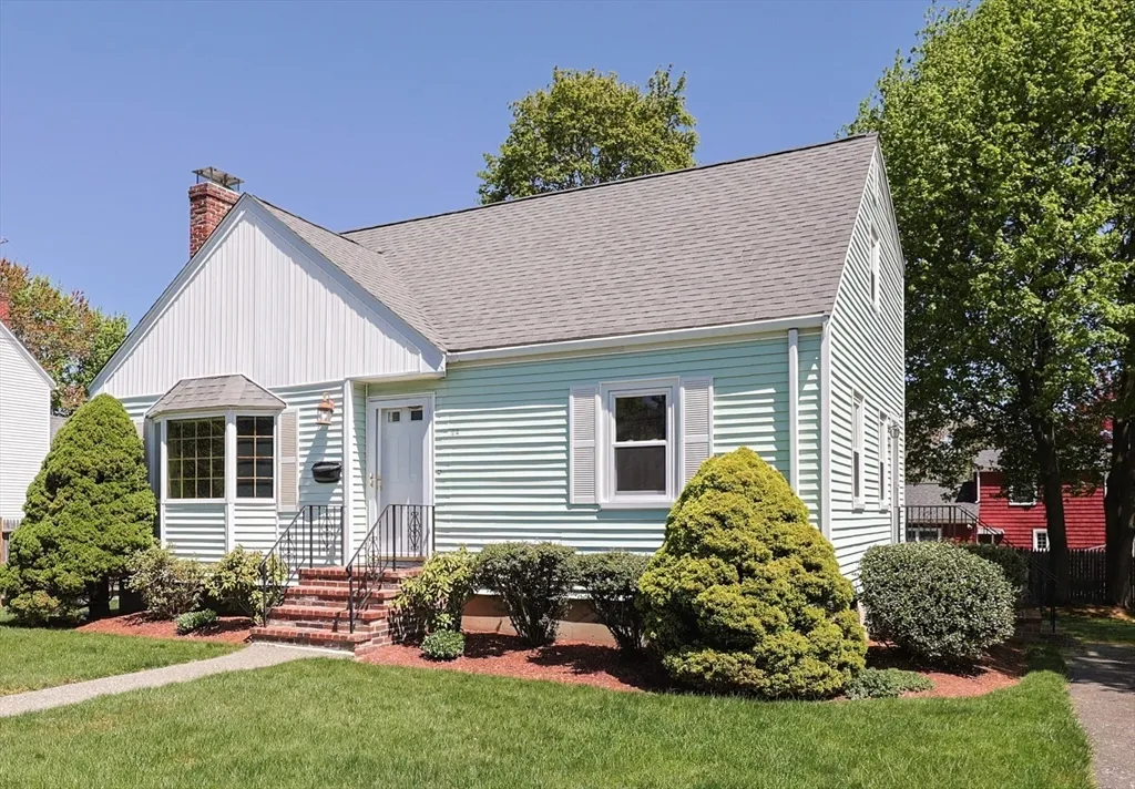 24 Neponset Street