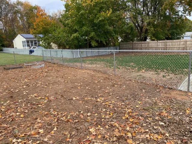 work photo from thefenceguysct.com