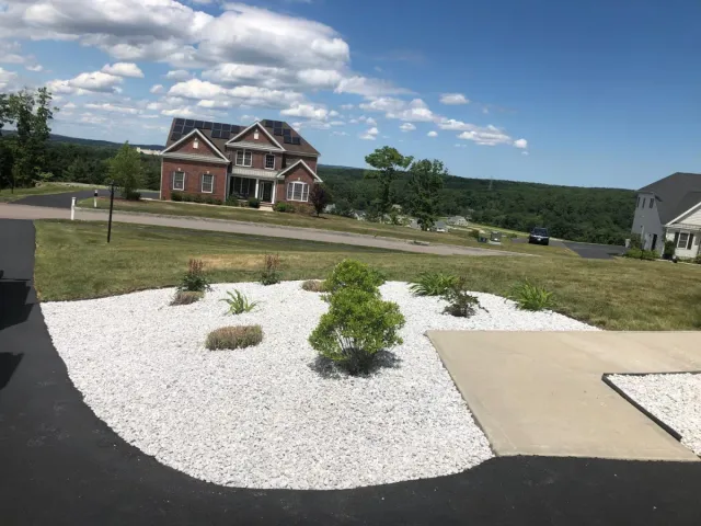 work photo from blueskylandscapeservice.com