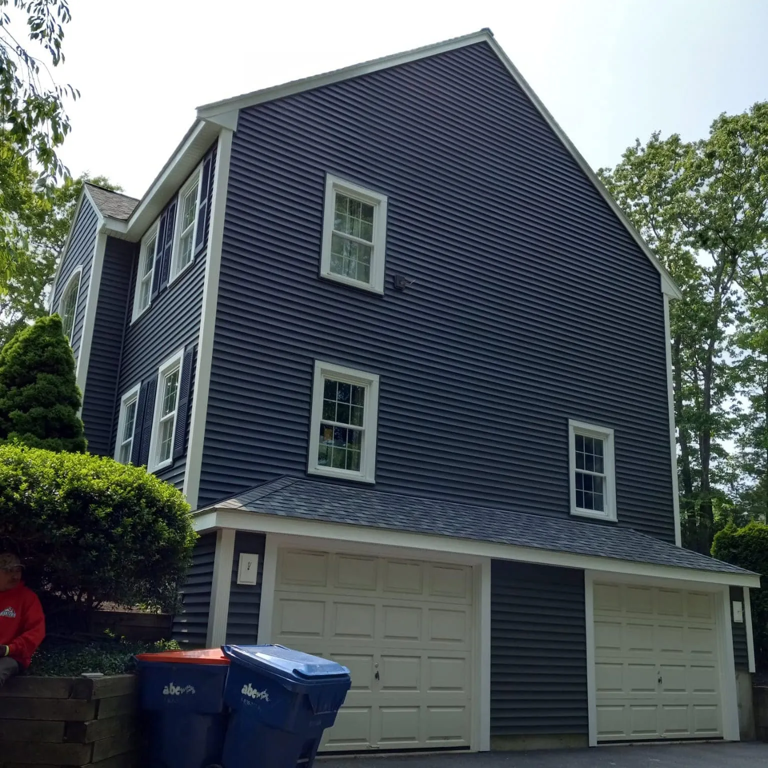 MODERN HOME CONSTRUCTION LLC researched project photo
