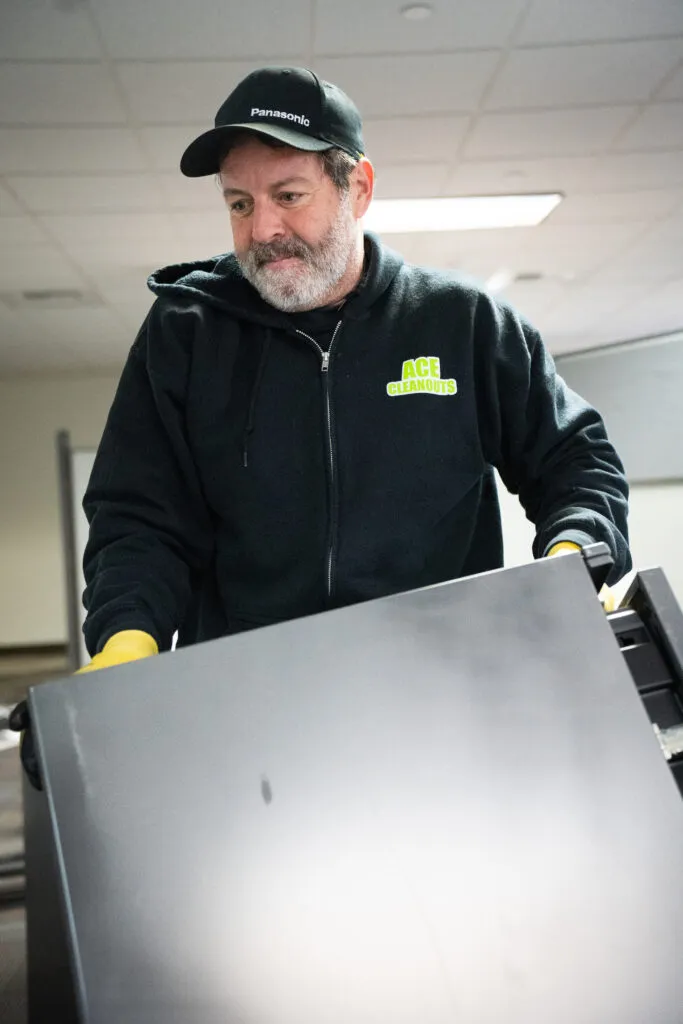 Junk Removal for Landlords: How to Clean Out a Rental Fast