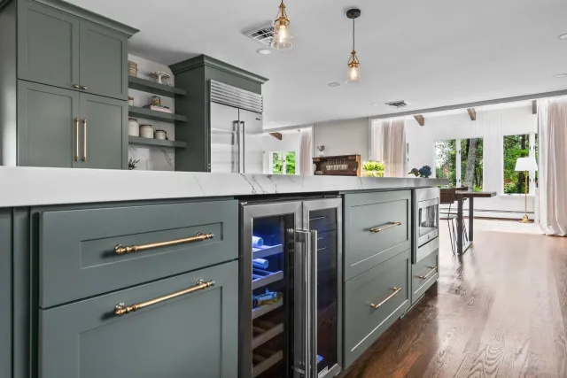 Stunning Andover, MA Kitchen Design by Bravo Kitchens