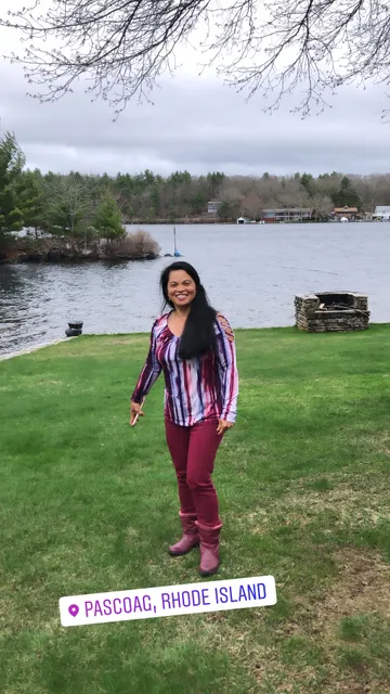 Fe by the lake