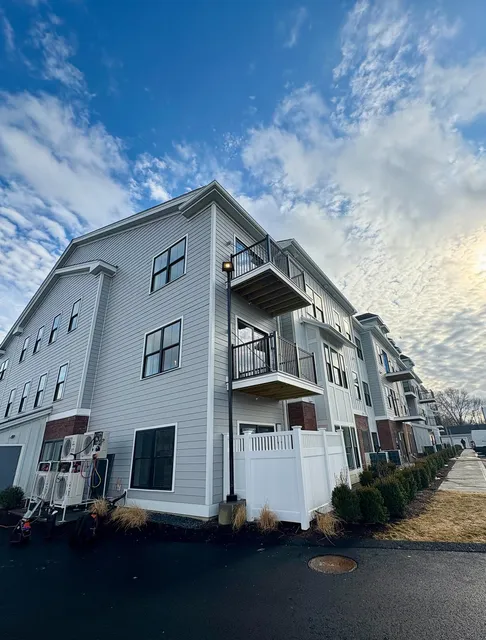 work photo from dartmouthbuildingsupply.com