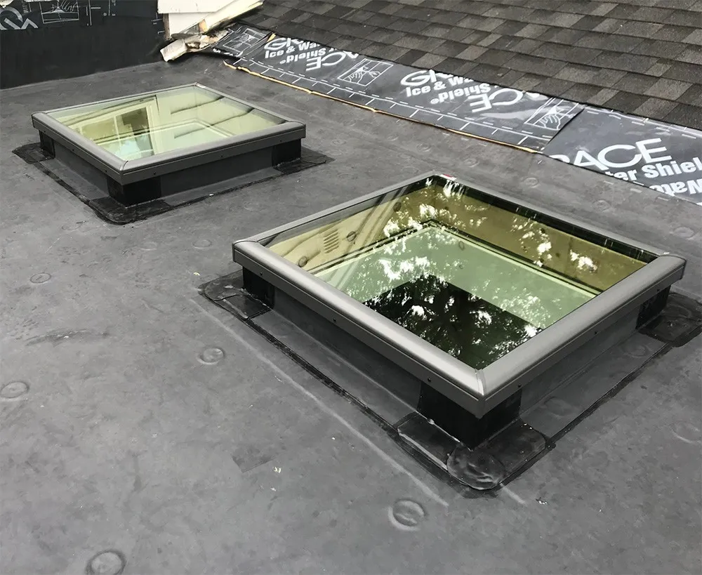 Skylight installation on a flat roof