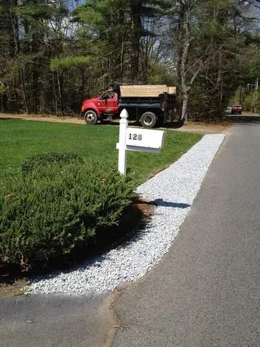 work photo from limaslandscape.com