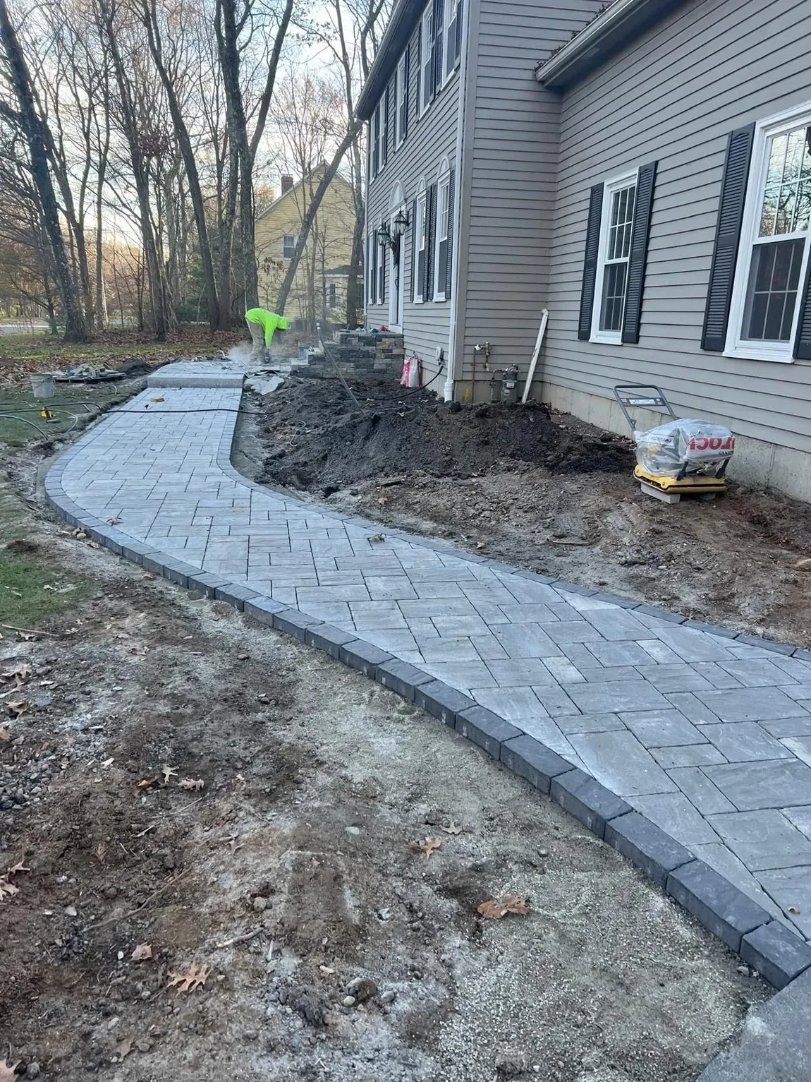 work photo from leandrolandscapema.com