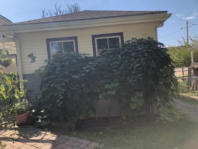 PEREZ HOME IMPROVEMENTS LLC