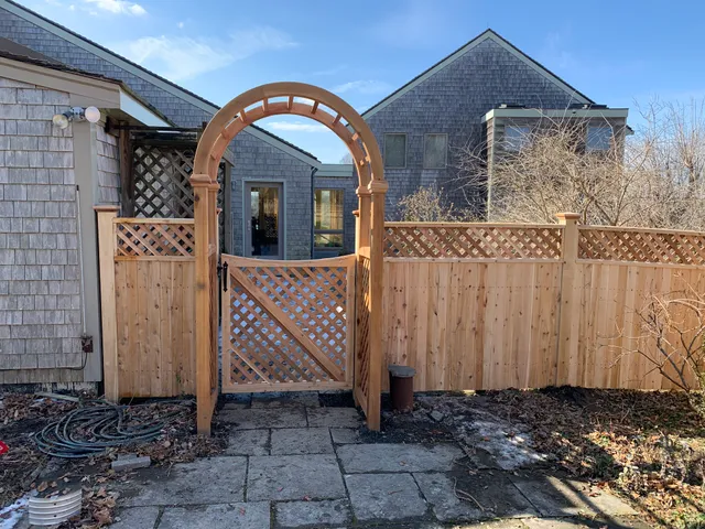 Wood & Wire Fence Co, Inc work photo