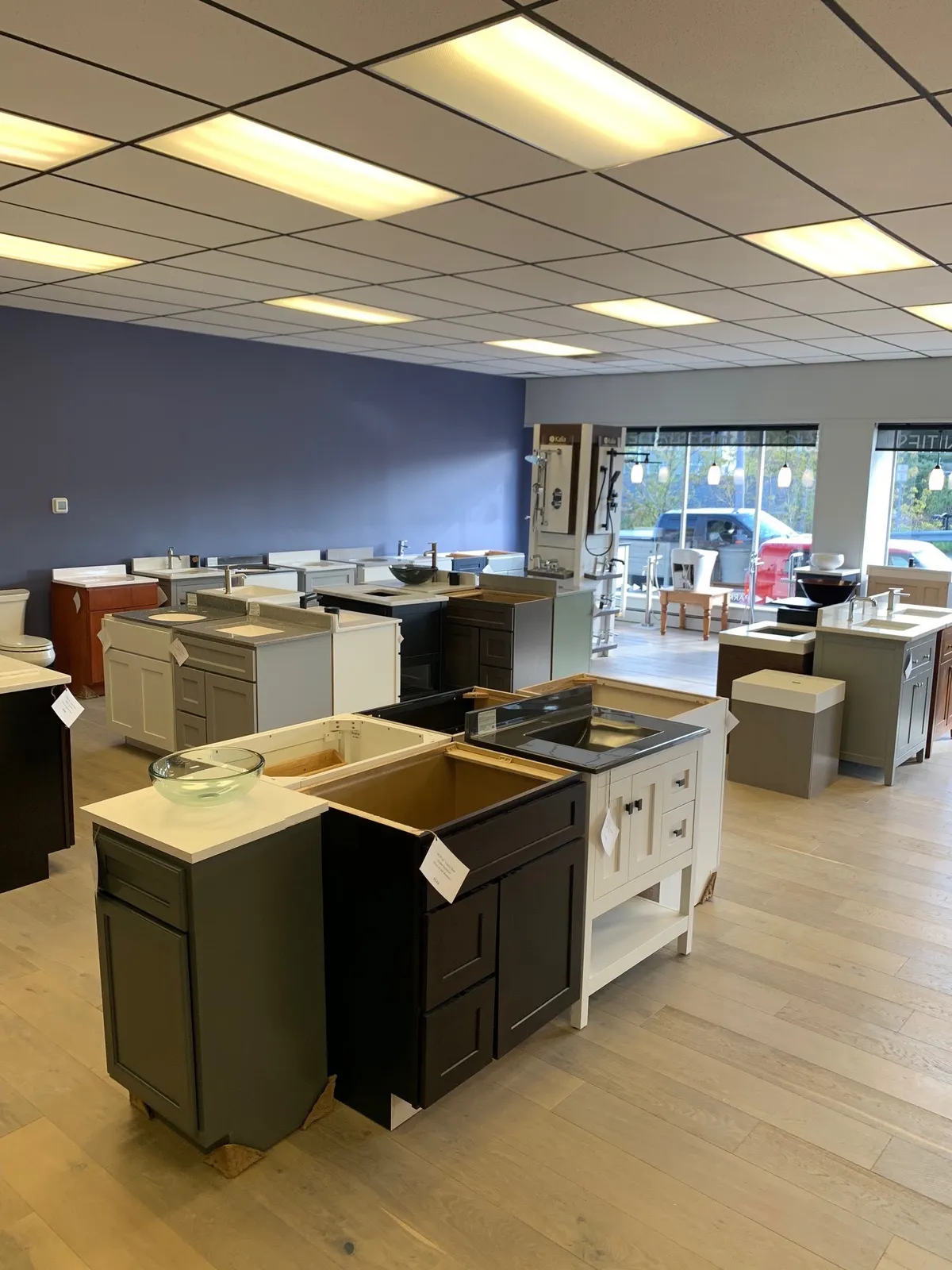 HSH DESIGN INC. - Kitchen, Bath, & Home Showroom
