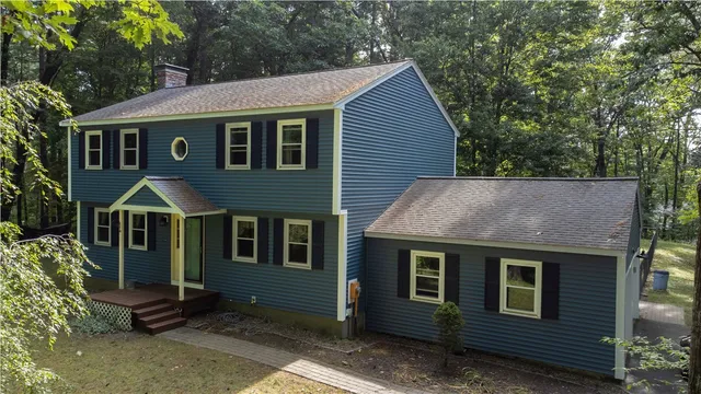 work photo from reddogsroofing.com