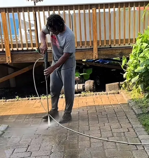 work photo from jpguttercleaningandservicesinc.com