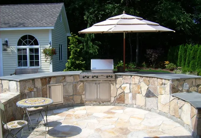 work photo from sevenmapleslandscaping.com