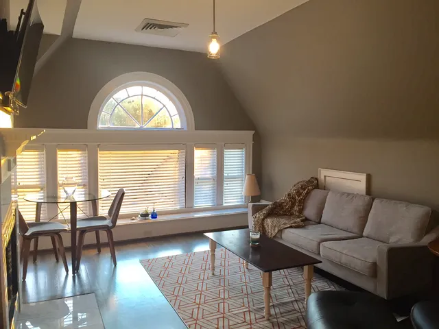 Amo Realty - Boston City Properties work photo
