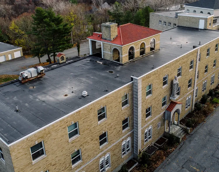 Caesar's Roofing Inc