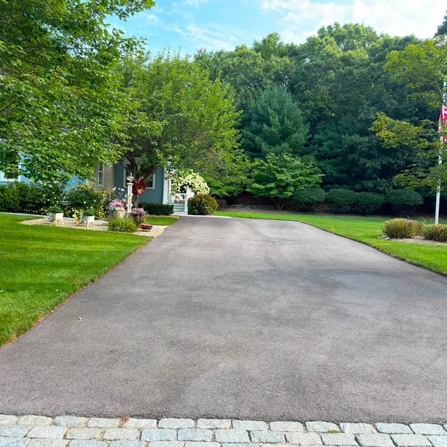 Cousin's Sealcoating & Paving researched project photo