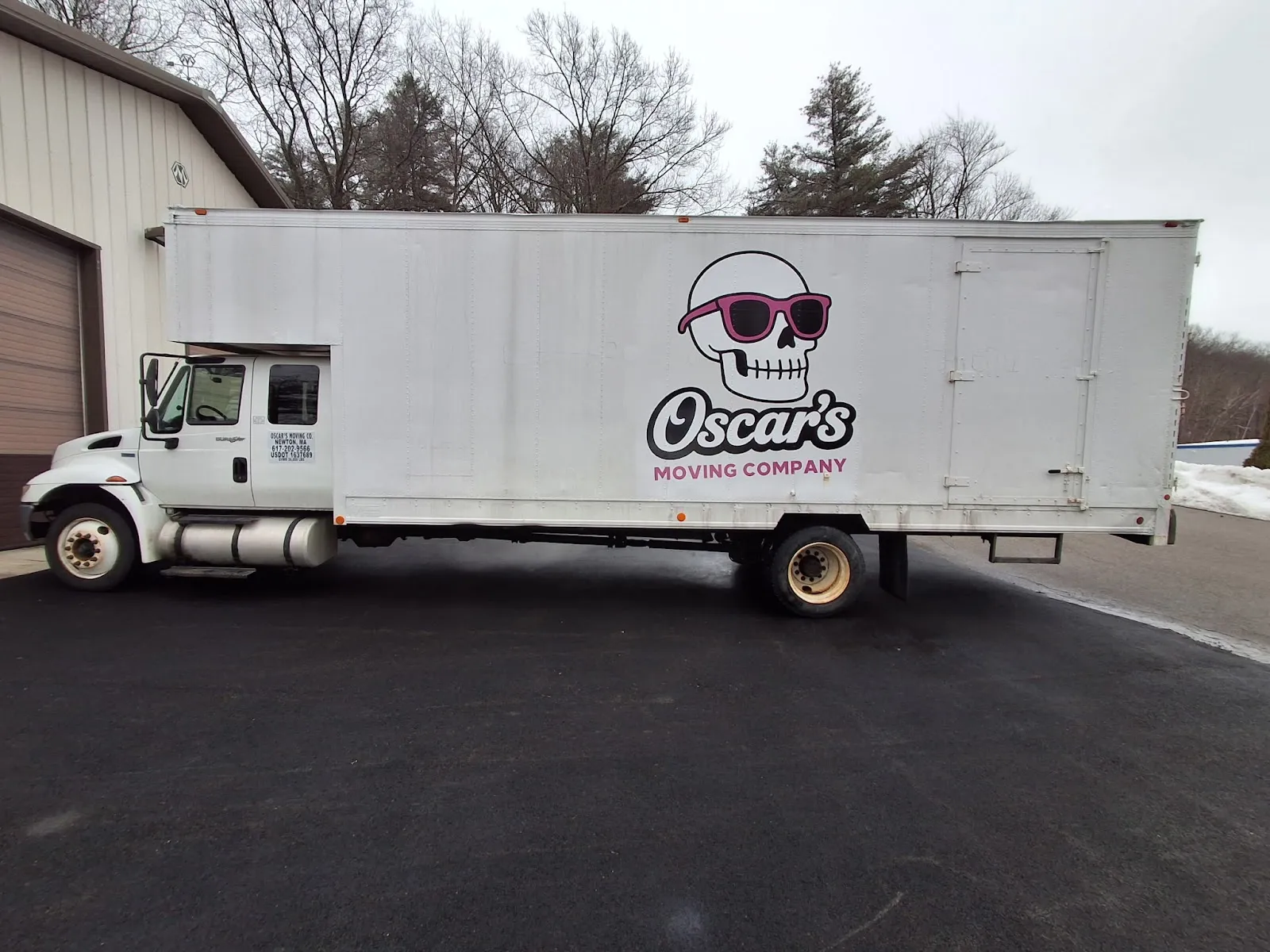 Oscar's Moving Company