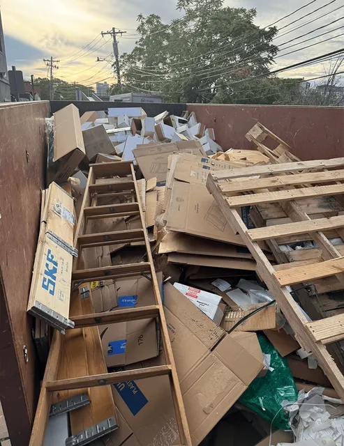 work photo from rivasrubbishremovals.com