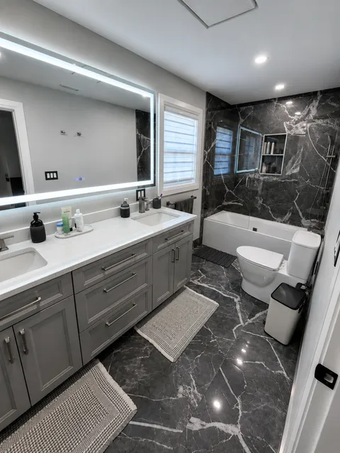 Luxury Master Bathroom