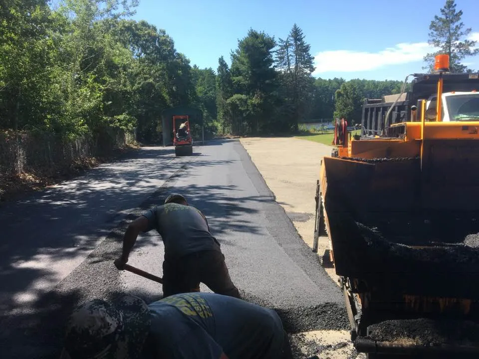 COUNTRY CLUB LANDSCAPING & PAVING researched project photo