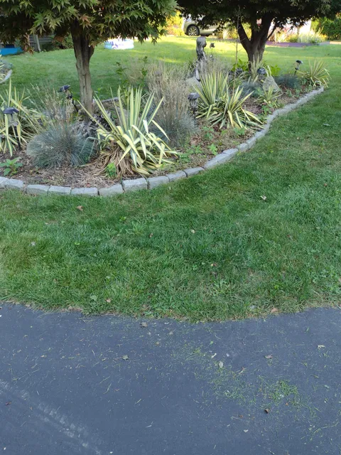 Spinelli Scenery Solutions LLC work photo