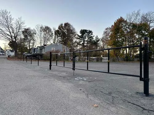 work photo from devine-fence.com