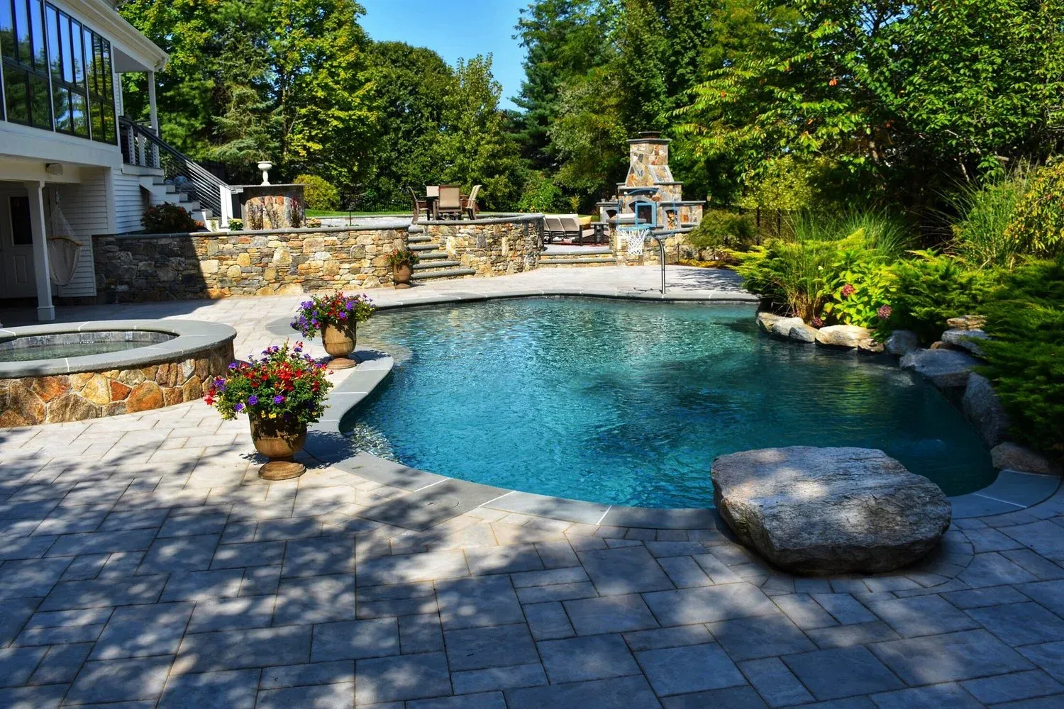 work photo from stonefireoutdoorliving.com