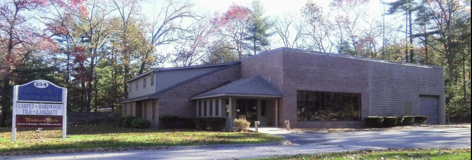 Best flooring store Westford Custom Floors in Westford, MA