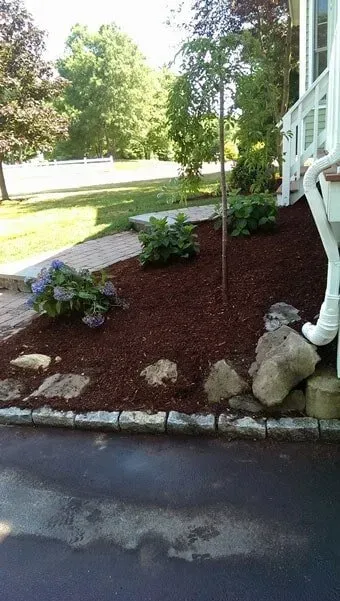 work photo from cuttingedgelandscapeservice.net