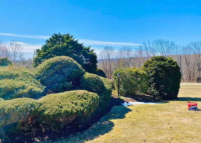 work photo from evergreenlawnandlandscape.com