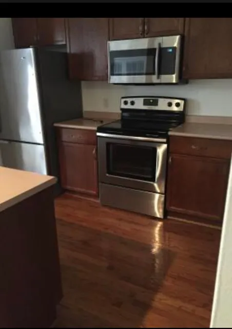 Glow Cleaning Services