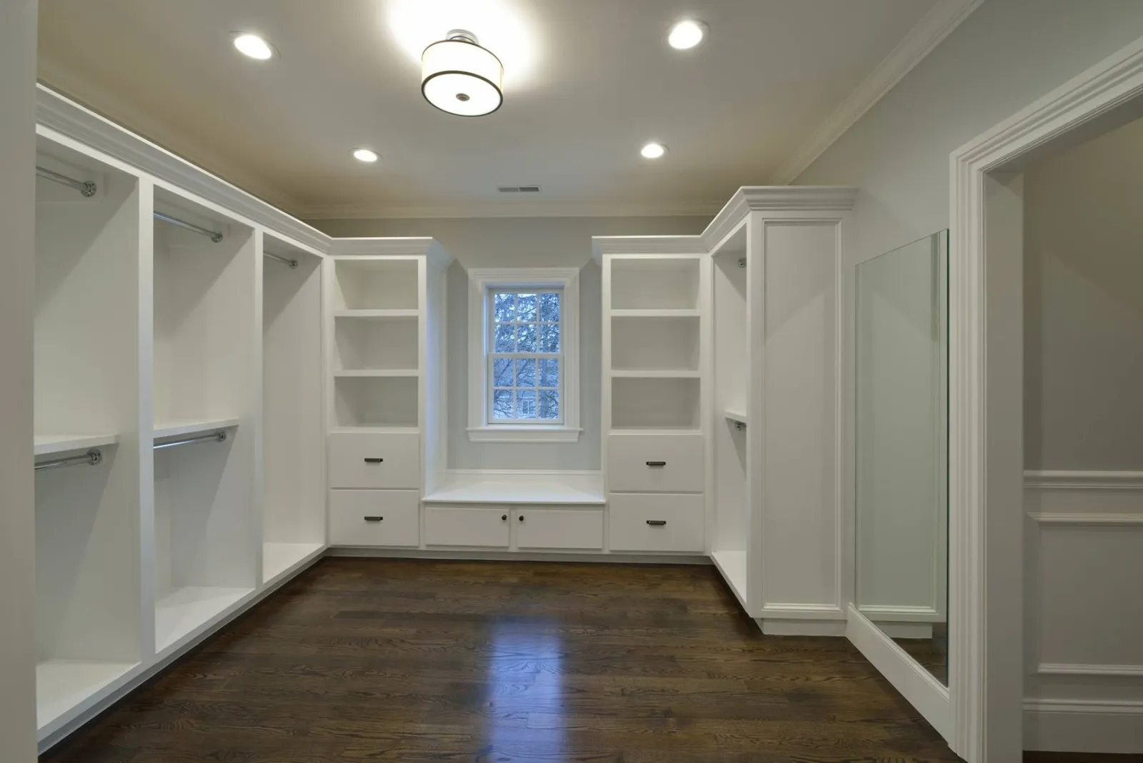 Custom closet organization