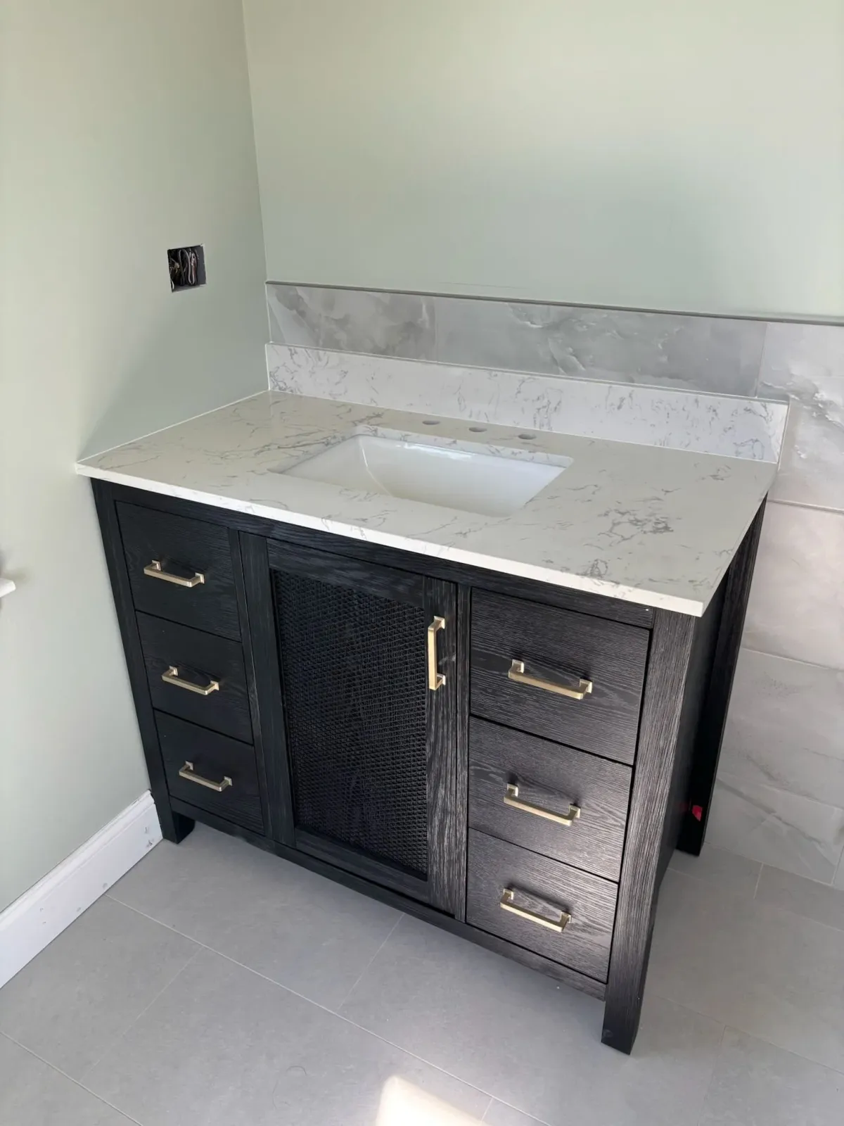Master bath renovation in Watertown, MA