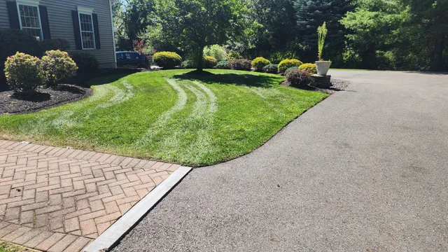 Brady's Lawn Care LLC work photo