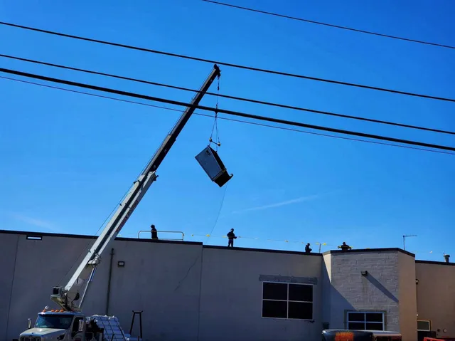 Weisman Roofing Co work photo