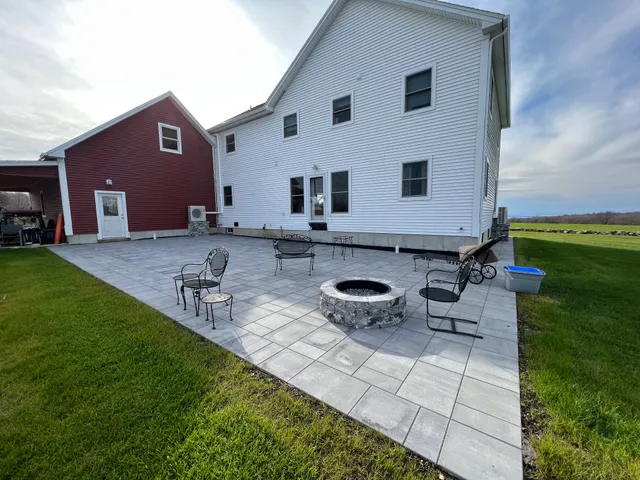 Four Leaf Landscaping LLC work photo