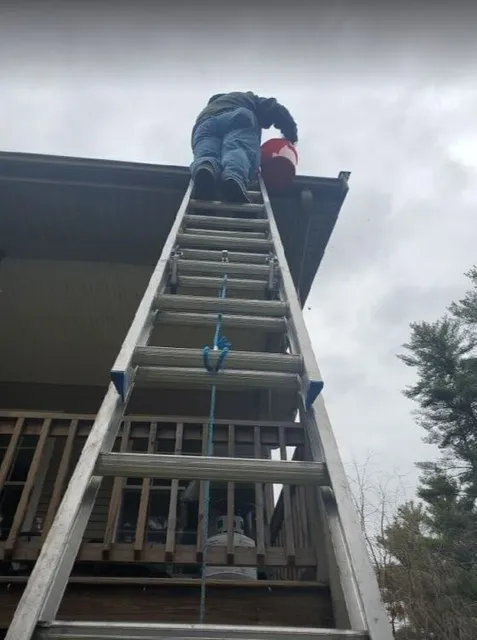 work photo from otmcexteriorcleaning.com