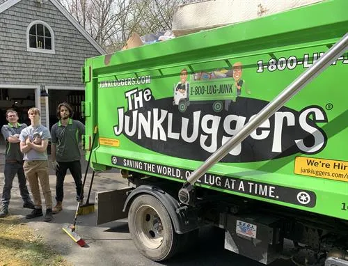 The Junkluggers of Southeastern MA & RI researched project photo