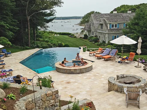 Pools& Spas