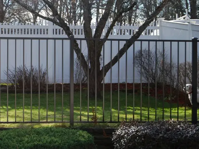 Aluminum fence installation