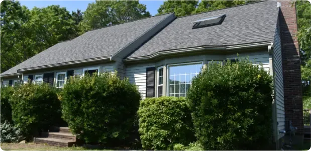 Roof Installation and repair contractors