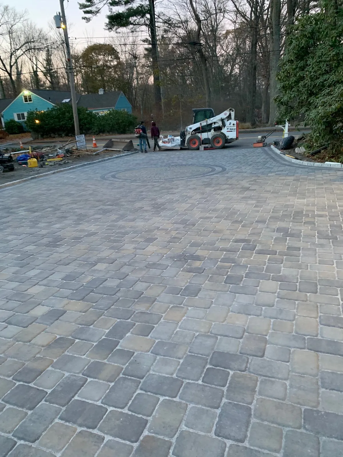 work photo from ronyslandscapinginc.com