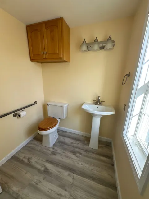 KITCHENS & BATH
