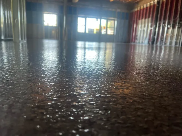 That anti slip flake finish that gives you a peace of mind